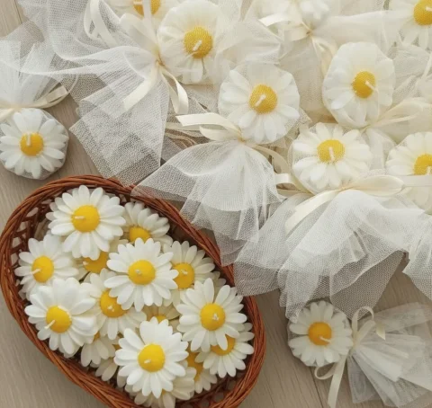 Margarete din Ceară de Soia – Puritate și Liniște în Fiecare Detaliu