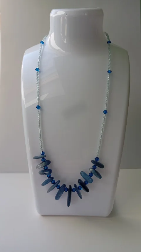Set bijuterii albastru energizant cu Kyanit, Topaz si Swarovski
