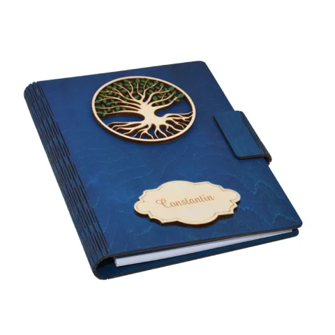 Agenda A5 din lemn personalizata, albastra, Piksel, Pomul vietii, 100 pagini si pix din lemn inclus