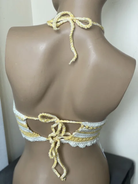 Top Crosetat cu Model Dantelat   - Handmade Unicat