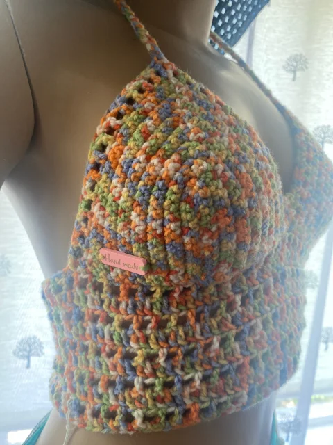 Top handmade crosetat - model unic,multicolor