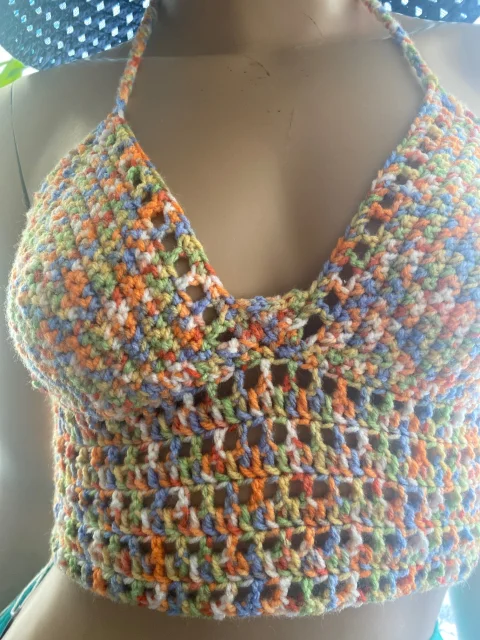 Top handmade crosetat - model unic,multicolor
