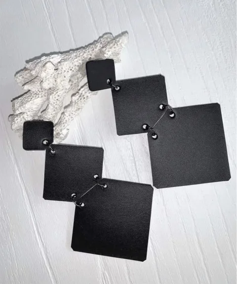 Cercei oversized piele naturala
